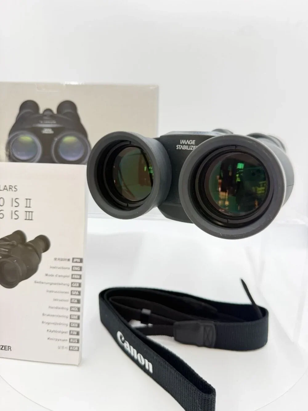 Canon Binoculars 12x36 IS III (black)